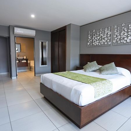 Hotel Aqua Rio Tijuana Buitenkant foto