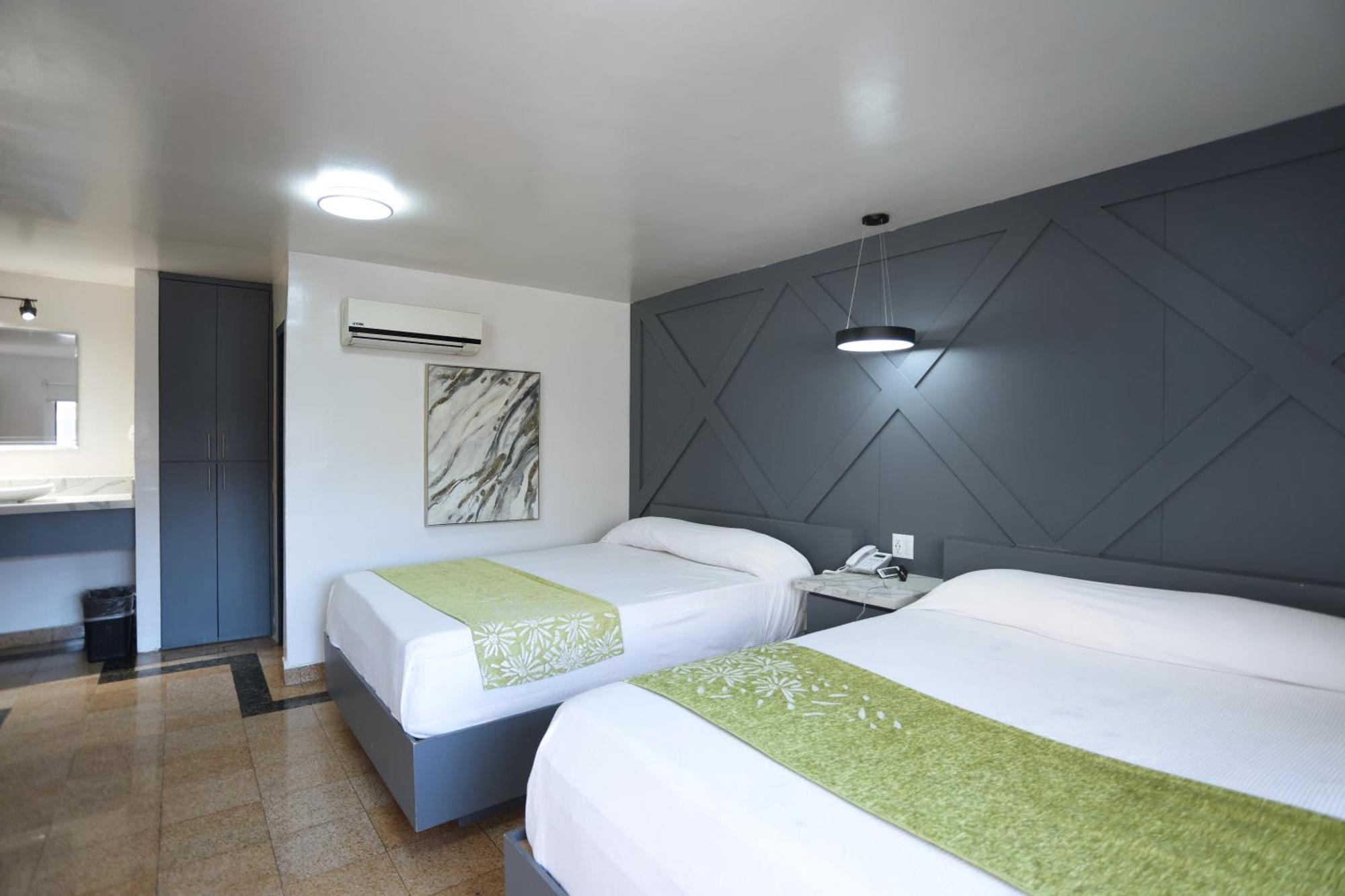 Hotel Aqua Rio Tijuana Buitenkant foto