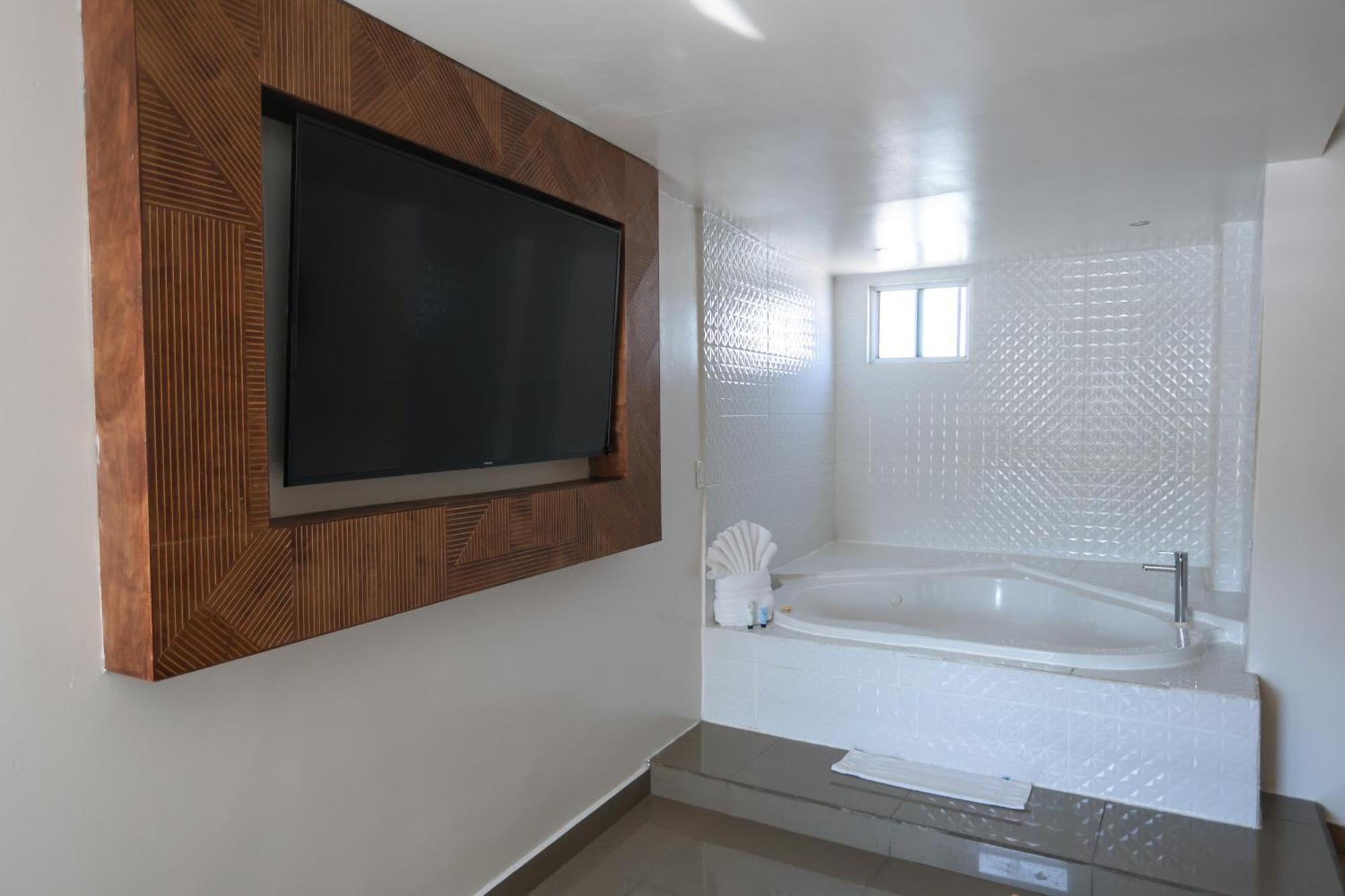 Hotel Aqua Rio Tijuana Buitenkant foto